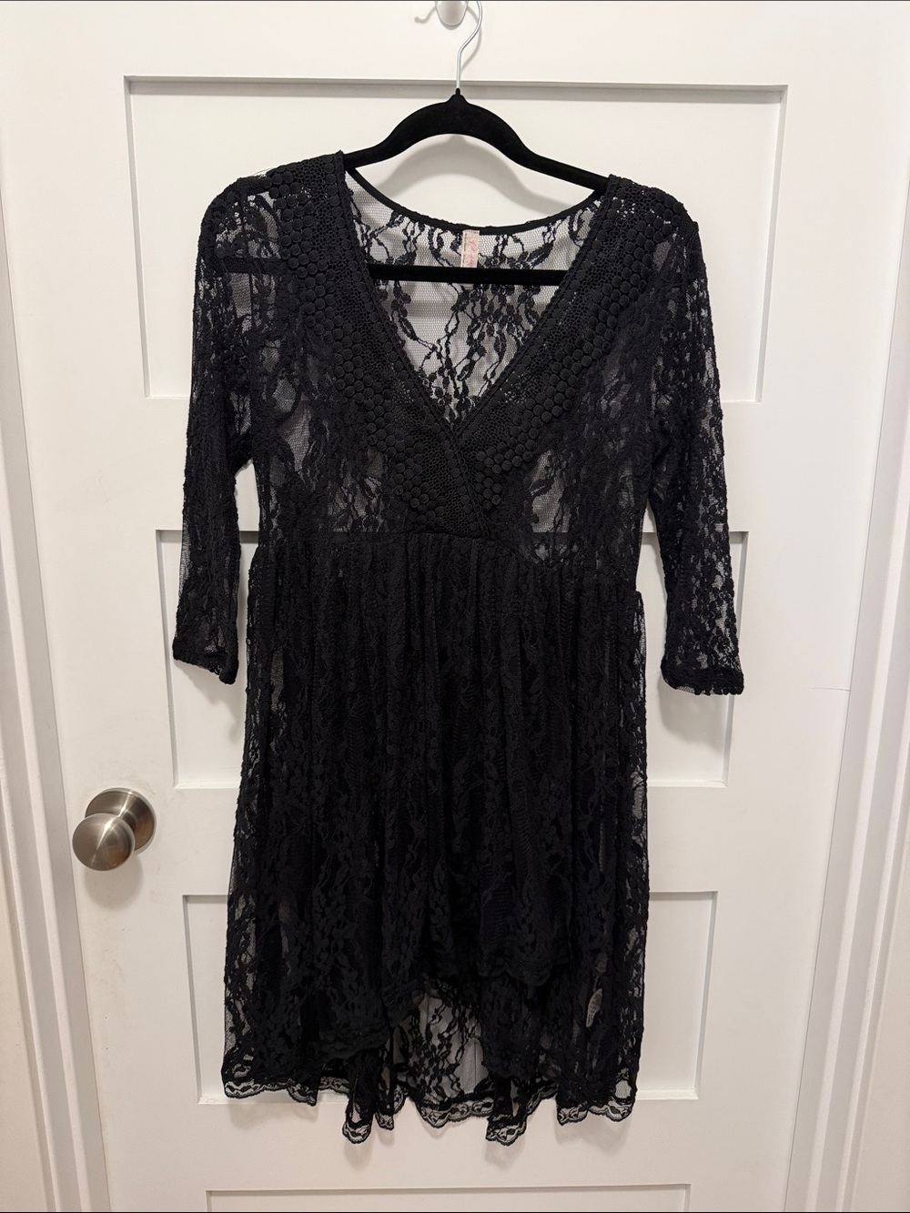 Free People Black Lace Long Sleeve V-Neck Dress